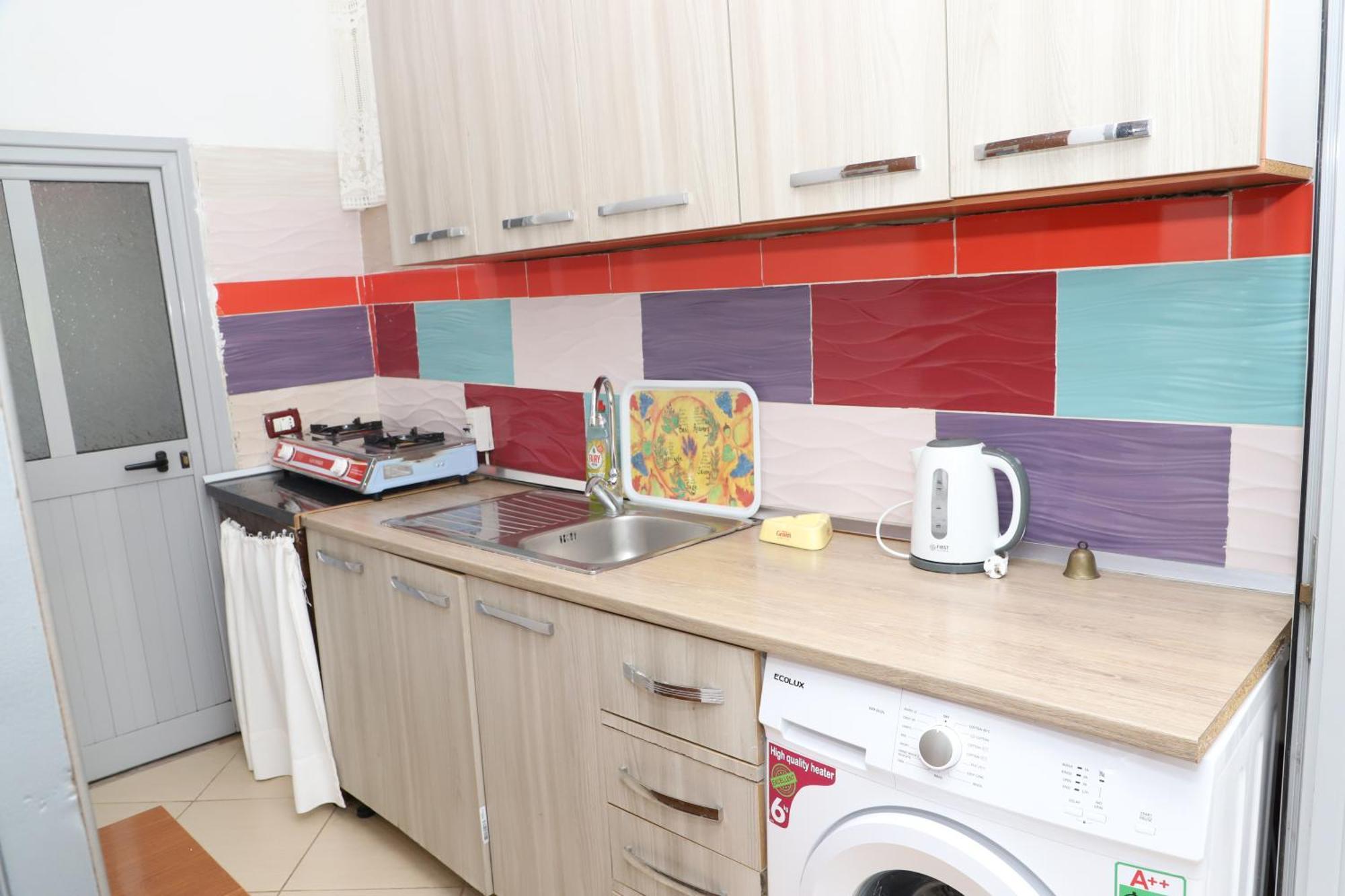 Elvi Aerd Apartment Μπεράτ Εξωτερικό φωτογραφία